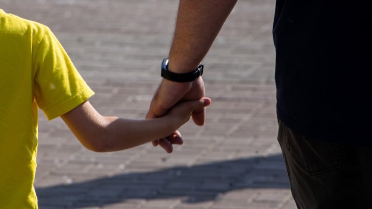 Многие родители Иркутской области чувствуют себя виноватыми перед ребёнком